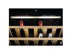Винный шкаф встраиваемый Electrolux - KBW 5 T