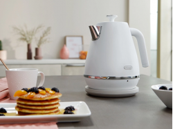 Чайник DeLonghi - KBIN 2001 W