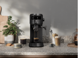Кофеварка Electrolux - E 6 EC 1-6 BST