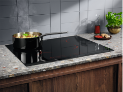 Варочная поверхность Electrolux - EIP6446 Hob2Hood