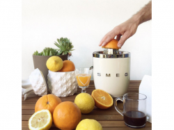 Соковыжималка Smeg - CJF 11 WHEU