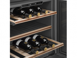 Винный шкаф встраиваемый Smeg - CVI 129 B 3